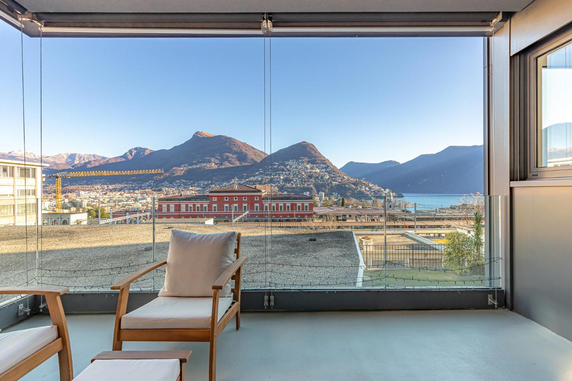 Imperial Of Lugano 3 With A Lake View Behind The Station And 10 Min From The Lake Of Lugano Ngoại thất bức ảnh