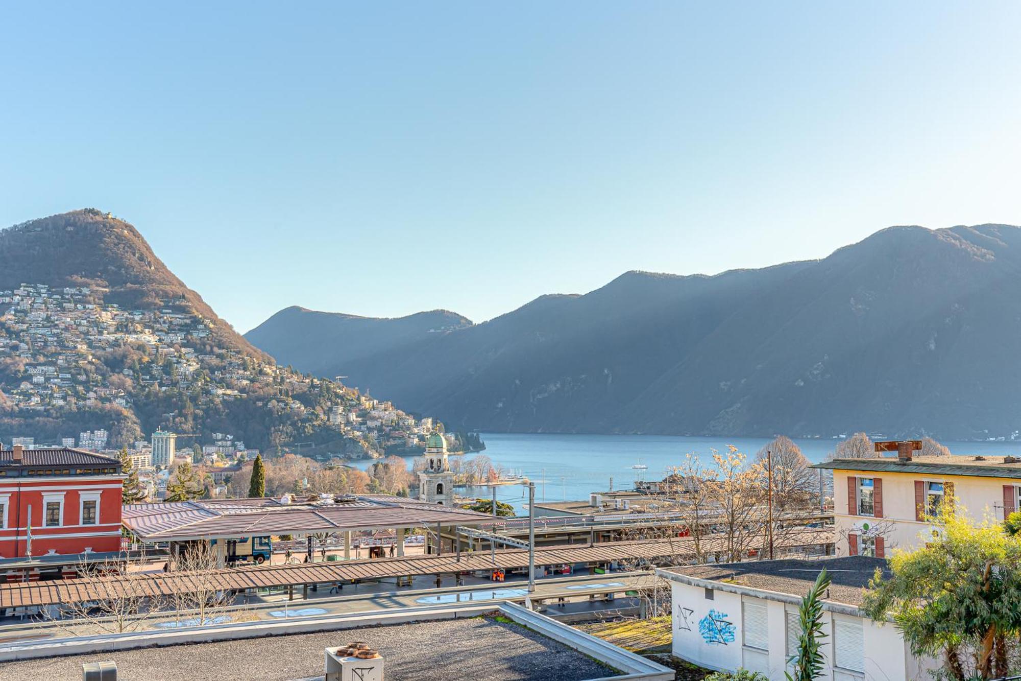 Imperial Of Lugano 3 With A Lake View Behind The Station And 10 Min From The Lake Of Lugano Ngoại thất bức ảnh